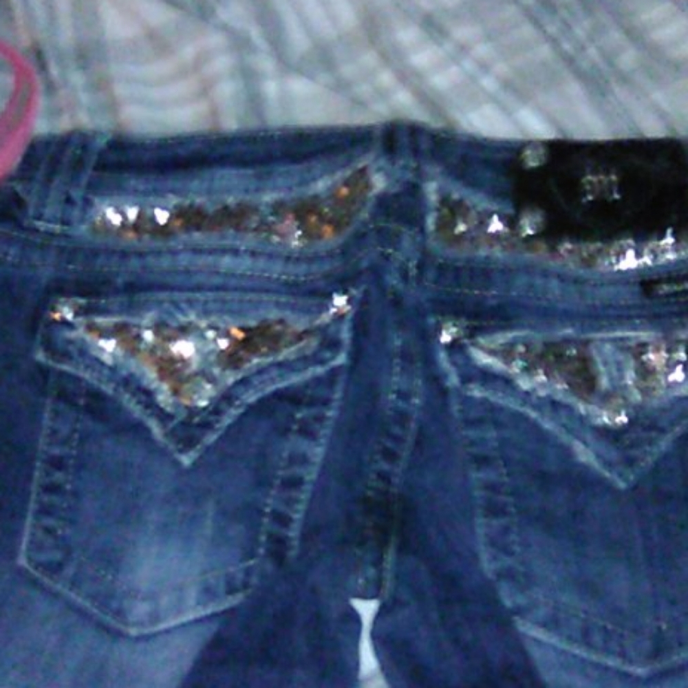 Jeans - Picture 2 of 4